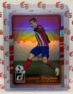 Antoine Griezman  Holo-Foil Refractor 2016-17 Panini Donruss ATLETICO MADRID #15 - Image 1 of 2