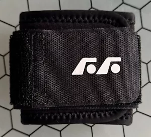 Wristband Wrist Support Badminton Protection Bag Protector Band Running NEW - Picture 1 of 2