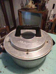 IDEA REGALO FORNO PETRONILLA COMPLEMENTO D'ARREDO COLLEZIONISMO MODERNARIATO - Foto 1 di 16