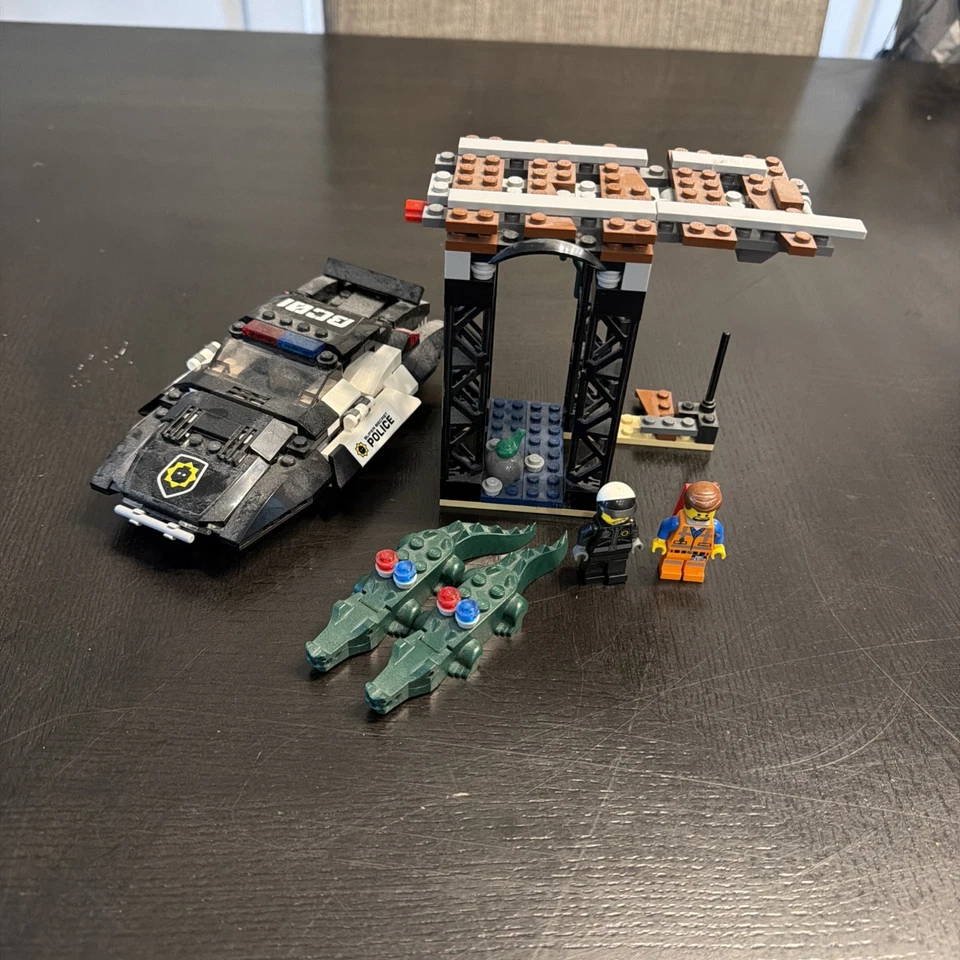LEGO 70802 The LEGO Movie Bad Cop's Pursuit Used Set - Image 1 of 4