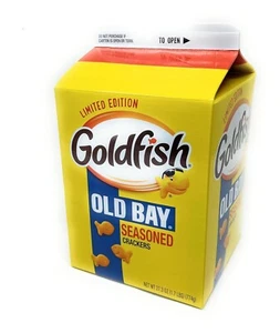 Galletas Goldfishs, galletas saladas Old Bay edición limitada, 27 oz. caja - Imagen 1 de 3
