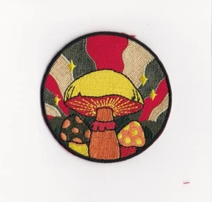 3" Rojo Amarillo Anillo Setas Planchado Parche Bordado Parches Setas Setas - Imagen 1 de 1