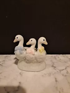 Vintage Ceramic 3 Geese/Swans Bows Stick Tall Column Candle Holder Good cond! - Picture 1 of 7