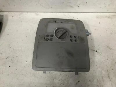 Luz de cortesía delantera Lexus IS250 GSE20 11/2005-07/2013 Foto 1 de 4