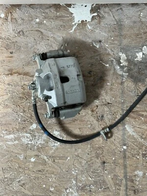 2019 2020 2021 2022 HONDA INSIGHT BRAKE CALIPER RH PASSENGER W/ OEM BRAKE PADS - Image 1 of 3