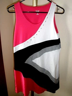 VESTIDO SIN MANGAS TENIS TAIL TECH CON JOYAS NEGRO, FUCSIA Y BLANCO TALLA PEQUEÑA Foto 1 de 4