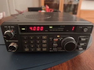 Radio amatorskie Kenwood TR-7800 - Zdjęcie 1 z 2