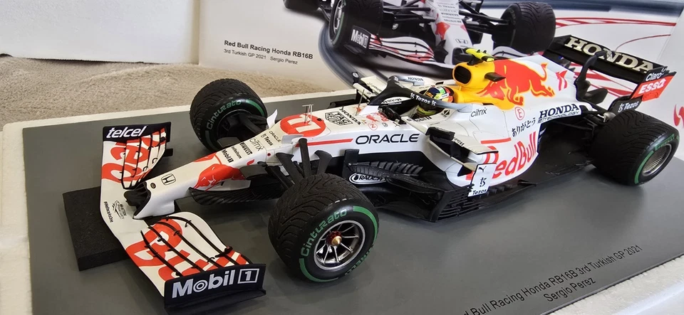 F1 Red Bull Honda RB16B 2021 Turkish gp Sergio Perez 1:18  Spark - Image 1 of 4
