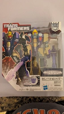 Transformers Generations Blitzwing Thrilling 30 Triple Changer Hasbro 2012 New - Image 1 of 4