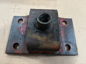 VINTAGE FORD 8N TRACTOR - DRAWBAR ANCHOR BRKT -1951 - Picture 1 of 3