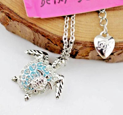 Betsey Johnson Cristal Ma Bebé Tortuga Plata Colgante Collar Bolsa Regalo Gratis Foto 1 de 4