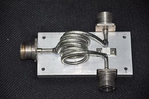 JUEGO Combinador/Divisor para FM 87.5-108Mhz 2000W Clasificado también 4000 vatios - Imagen 1 de 2