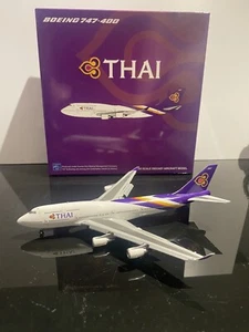 Thai Airways Boeing 747-400 HS-TGT ähnlich Herpa Wings 1:400 FLAPS DOWN JS WINGS - Bild 1 von 5