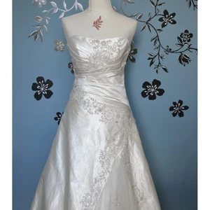 DELIZIOSO ABITO DA SPOSA CREMA PIZZO tg. 40 - Imagen 1 de 1