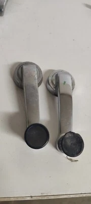 Оригинальная рукоятка внутреннего окна для пикапа Ford F100 F250 F350 Bronco 1961-1966 годов выпуска - Изображение 1 из 4