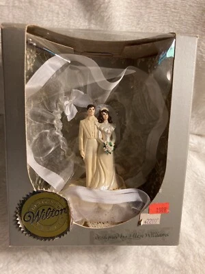 New Old Stock Wilton Wedding Cake topper - Image 1 of 4