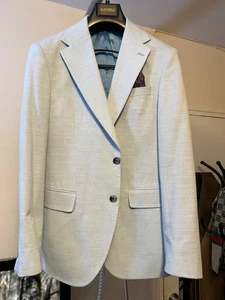 Men Luxurious European Blazer - Picture 1 of 3
