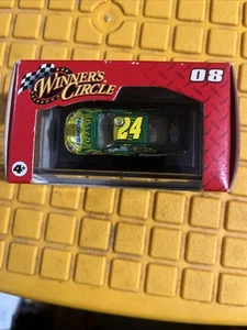 Jeff Gordon 2008 Winner's Circle #24 Dupont Nicorette 1:87 Scale Diecast Car - Picture 1 of 9