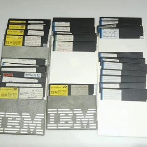 IBM PC DOS ? - Lot travaux disquettes 35 x 5,25" - Zortech Lotus Easy PC non testé - Photo 1/7