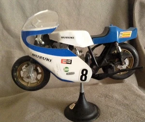 Polistil Suzuki Scale 1:15 Motorcycle - Picture 1 of 12