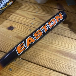 Easton Cyclone Slowpitch Softball Bat SK34 33 Inch 26oz 2 1/4” Barrel - Picture 1 of 9