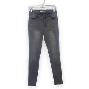 Pantalones de mezclilla Old Navy súper ajustados gris oscuro talla 6 altos - Imagen 1 de 12