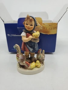 Figura Hummel Feeding Time HUM 199/0 TMK8 Goebel Alemania 50º ANNI 199/0 Caja - Imagen 1 de 7