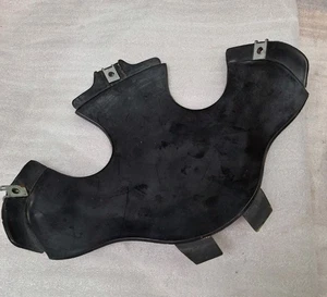 E6. Cubierta protectora interior delantera Aprilia SR 50 DIS 101583 - Imagen 1 de 4