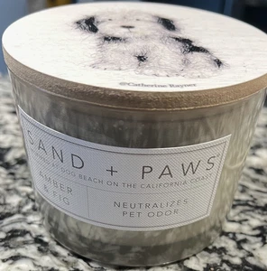Sand + Paws Amber & Fig 2 wick 12 oz Candle Odor Neutralizer Old Sheep Dog - Picture 1 of 7