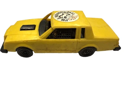 Vintage Buick Regal Stock Car Toy Yellow Plastic Demolition Derby Made USA 80s - Image 1 of 4