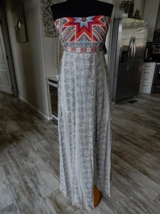 Neu mit Etikett Rip Curl trägerloses aztekisches Damen-Maxikleid Größe MED mehrfarbig grau/rot - Bild 1 von 10