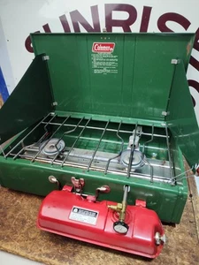 Vintage Coleman Model 413G Two Burner Green Camp Stove with Box Tested Works - Picture 1 of 8