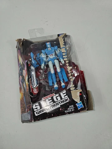 Transformers Siege War for Cybertron Autobot Chromia Hasbro 2018 Cover