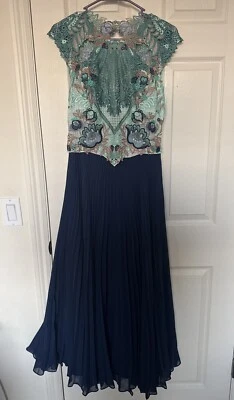 Karen Millen Womens Metallic Guipure Lace Pleated Skirt Midi Dress - Ivory - Image 1 of 4