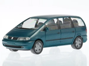 Seat Alhambra green plastic model car herpa 1:87 - Picture 1 of 4