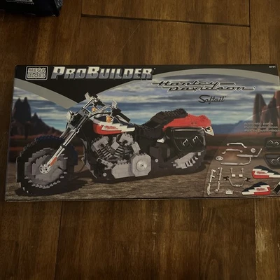 Mega Bloks Pro Builder Harley Davidson Softail  9771 Brand NEW - Image 1 of 4