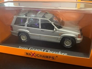 Minichamps 940149661 JEEP GRAND CHEROKEE – 1995 Silver  1/43  - Picture 1 of 1