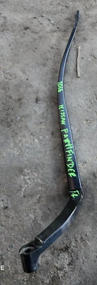 2016 Nissan Pathfinder limpador de para-brisa braço direito fabricante de equipamento original - Imagem 1 de 3