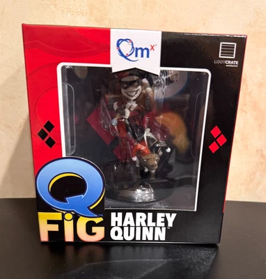 Figura de acción coleccionable Harley Quinn Escuadrón Suicida Q-Fig DC QMX Foto 1 de 2