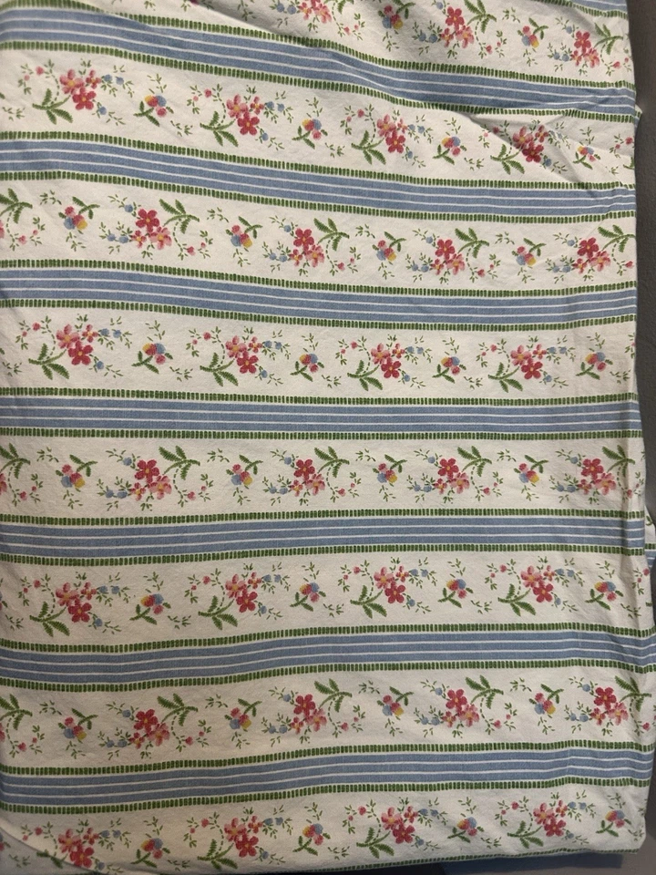 Ralph Lauren Doble Sábana Plana Jordan Rayas Floral Cottagecore Femenino Romántico Foto 1 de 4