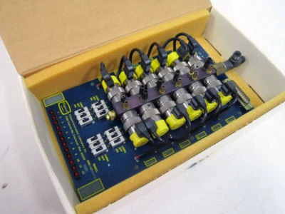 TARJETA CLIPPARD EMC-12-00-01 12 VÁLVULAS ELEC MFLD SIN VÁLVULAS Foto 1 de 4