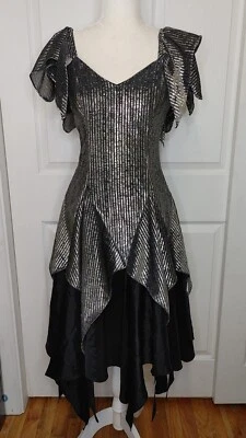 Vestido Vintage Años 80 Plateado Negro Talla 7 Glamour Dobladillo Harapiento Por Nuance Hecho en EE. UU. Foto 1 de 4