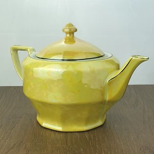 Celabrate Czechoslovakia TeaPot Yellow Luster 1187 - Picture 1 of 10