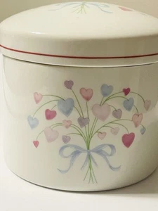 Tarro de tocador de porcelana vintage FTDA corazones ramo baratija floral casa romántica - Imagen 1 de 10