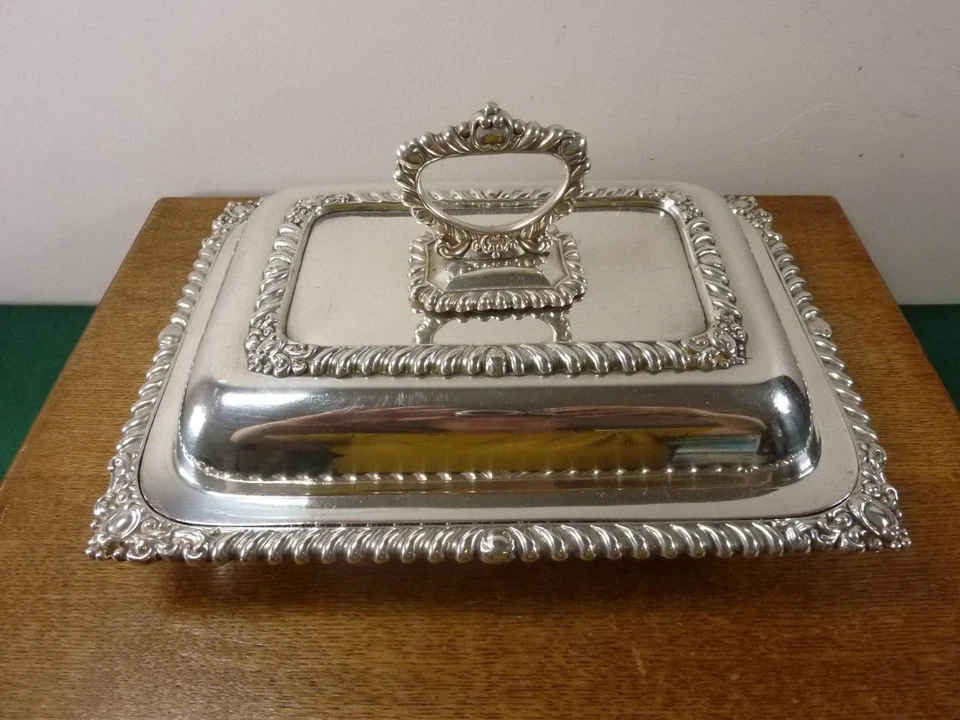 Bel servizio vintage piatto antipasto placcato argento su rame #2 - Immagine 1 di 1