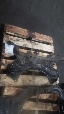 Used Frame Crossmember fits: 2015 Scion XB Front suspension rear subframe Grade - Imagem 1 de 4