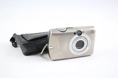 Canon Ixus 900 Ti Digital Compact Camera Working w/ Canon 3.8x IS Zoom Lens - Image 1 of 4