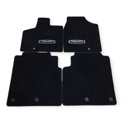 Juego de alfombrillas de piso de alfombra edición aniversario Chrysler Town & Country 2016 OEM Mopar Foto 1 de 4