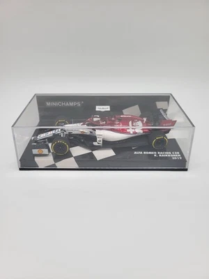 Minichamps 1:43 Kimi Raikkonen Alfa Romeo Racing C38 F1 2019 - Bild 1 von 2