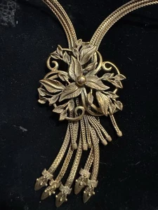  Collar Colgante Flor Borla Botticelli Vintage Raro Metal Antiguo - Imagen 1 de 5